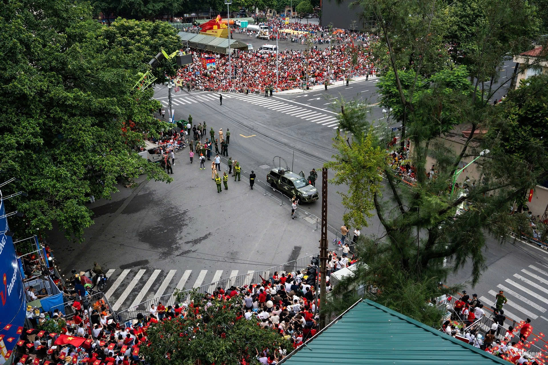 W-cấm đường.jpg