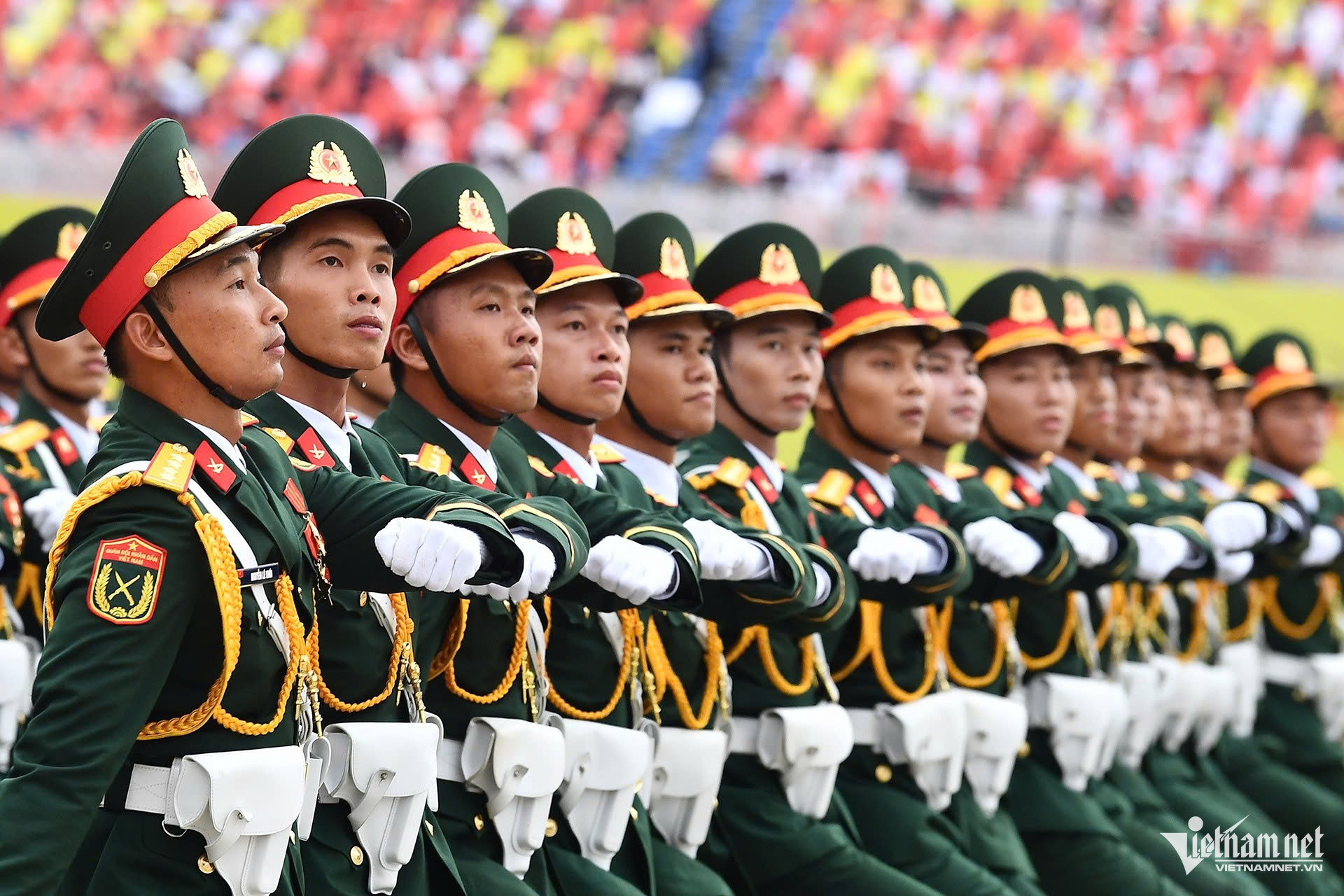W-lục quân 1.jpg