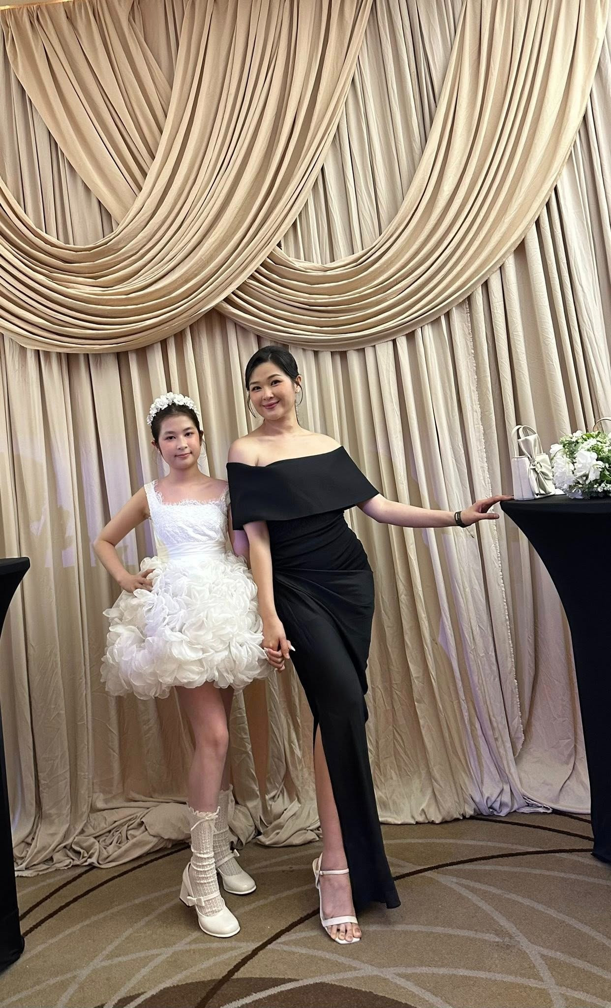 Nữ diễn viên Vbiz mệt mỏi vì năm lần bảy lượt được khuyên quay lại với chồng cũ