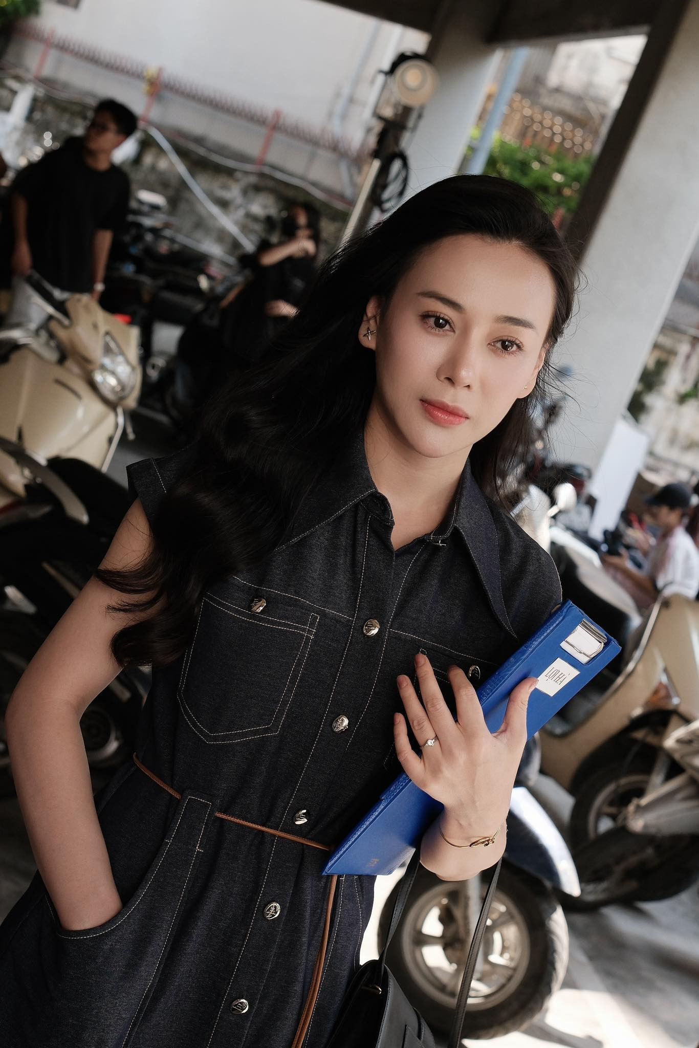phuong oanh 2.jpg
