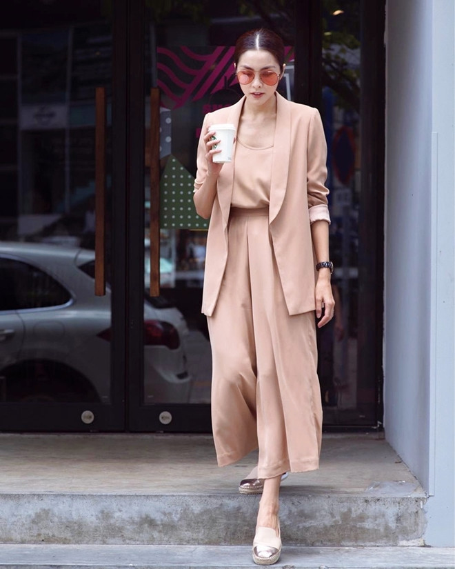 Tăng Thanh Hà  Đặng Thu Thảo giữ vững phong cách biểu tượng sau nhiều năm