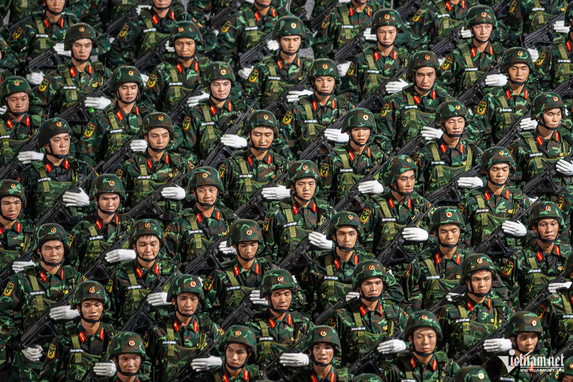 W-xetang_tenlua_dieubinh_80namquockhanh (23 of 72).jpg