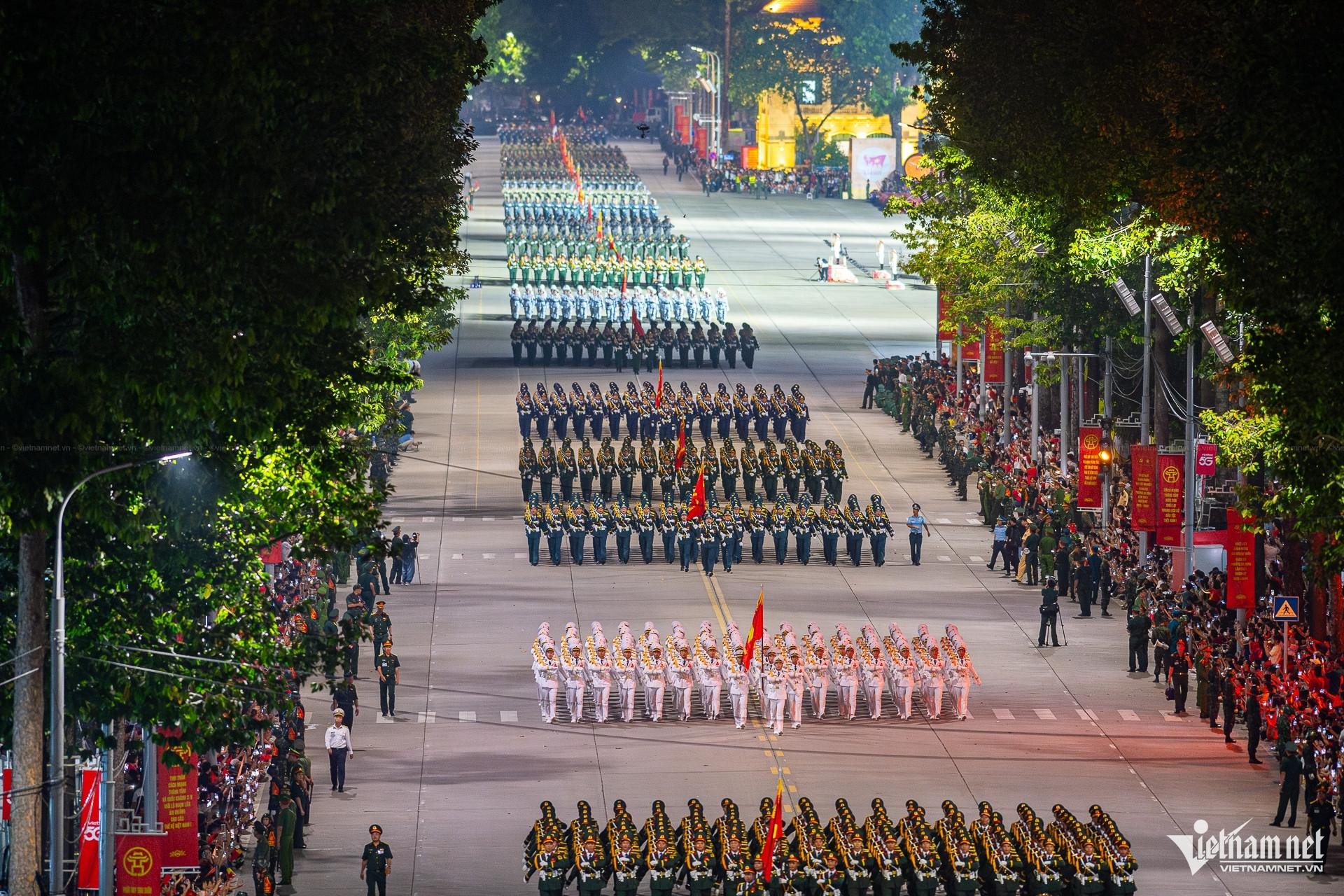 W-xetang_tenlua_dieubinh_80namquockhanh (8 of 72).jpg