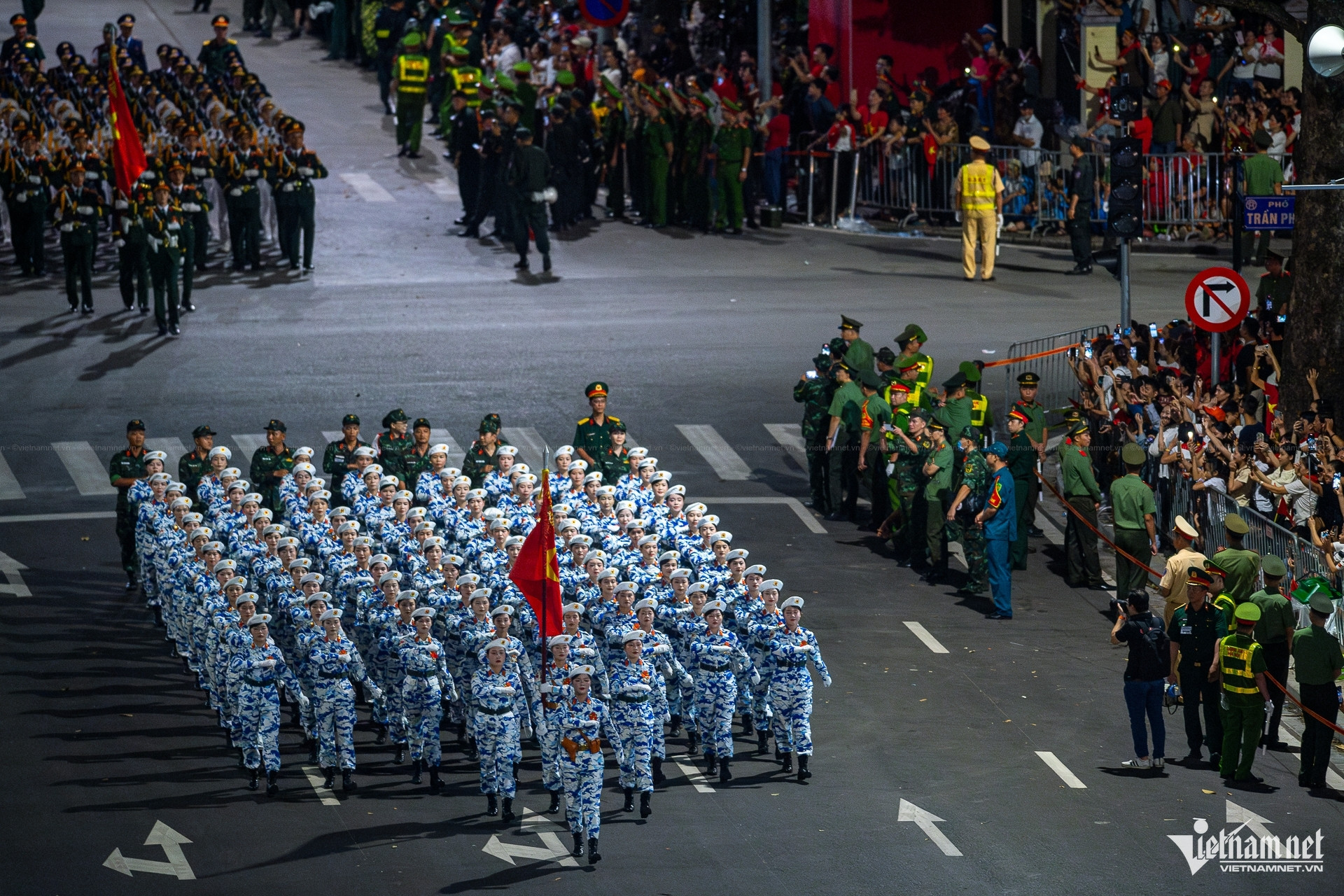 W-xetang_tenlua_dieubinh_80namquockhanh (15 of 72).jpg