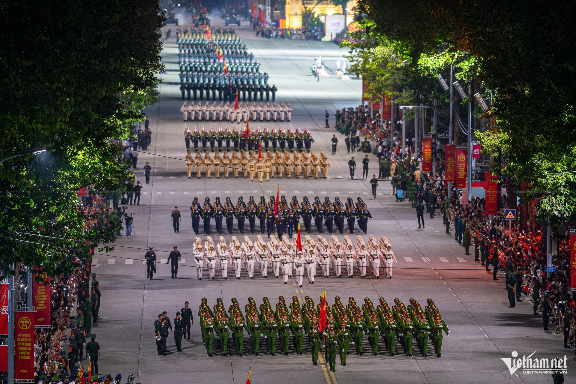 W-xetang_tenlua_dieubinh_80namquockhanh (44 of 72).jpg