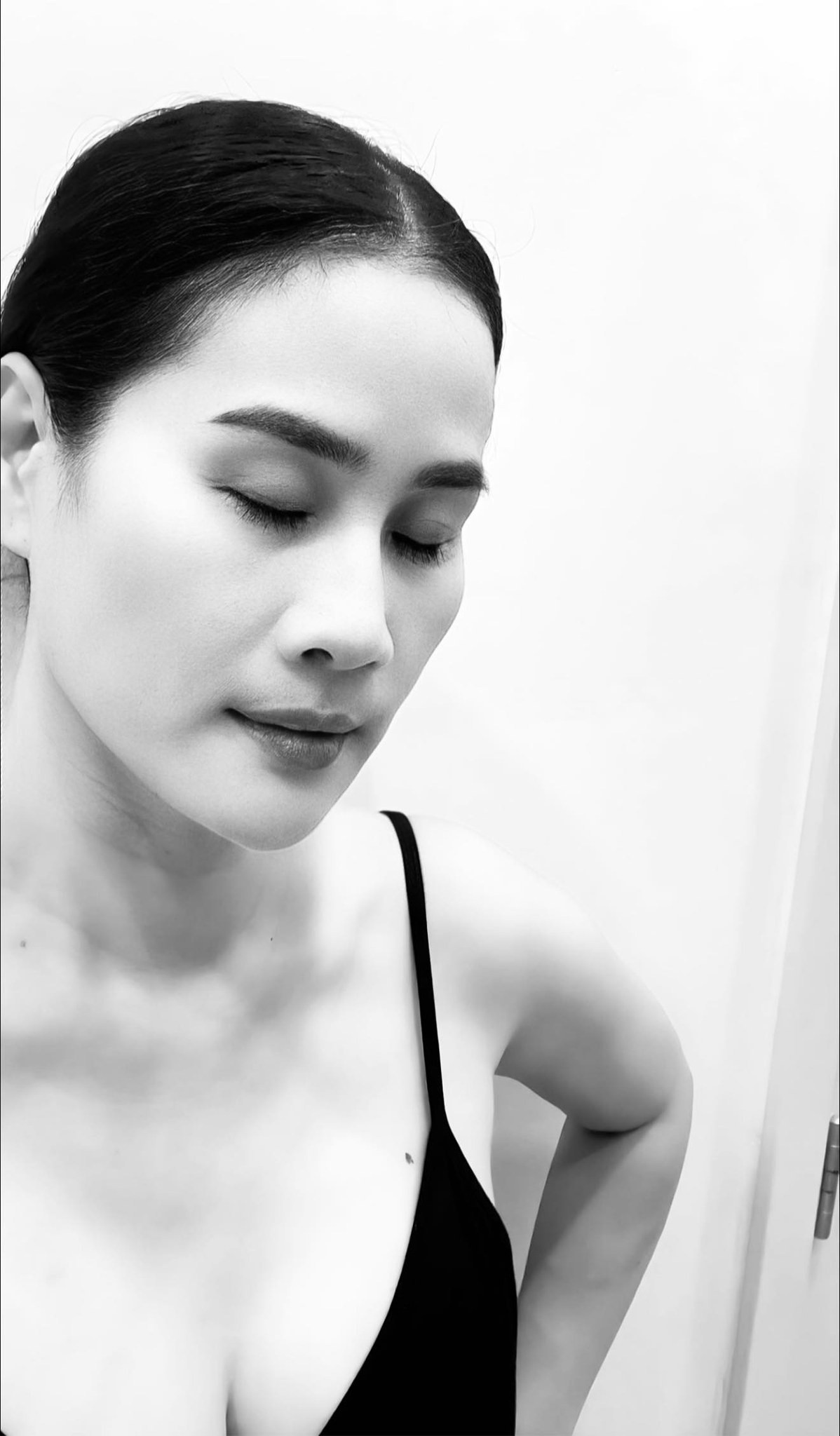 Mặt mộc ở tuổi trung niên của nữ diễn viên phim 'Mưa đỏ' - Thân Thúy Hà- Ảnh 5.