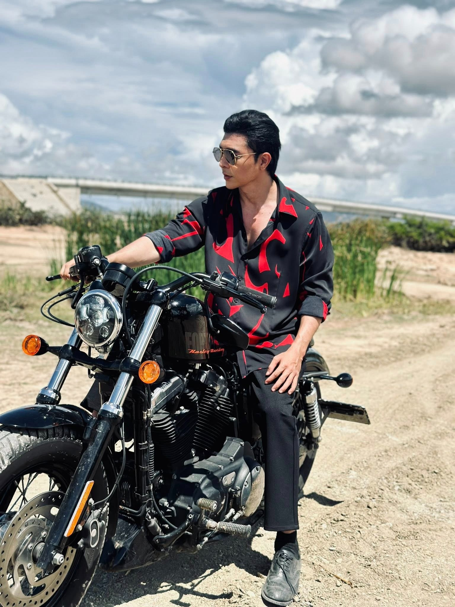 Nam phản diện của Mưa Đỏ Gương mặt điển trai body vạm vỡ