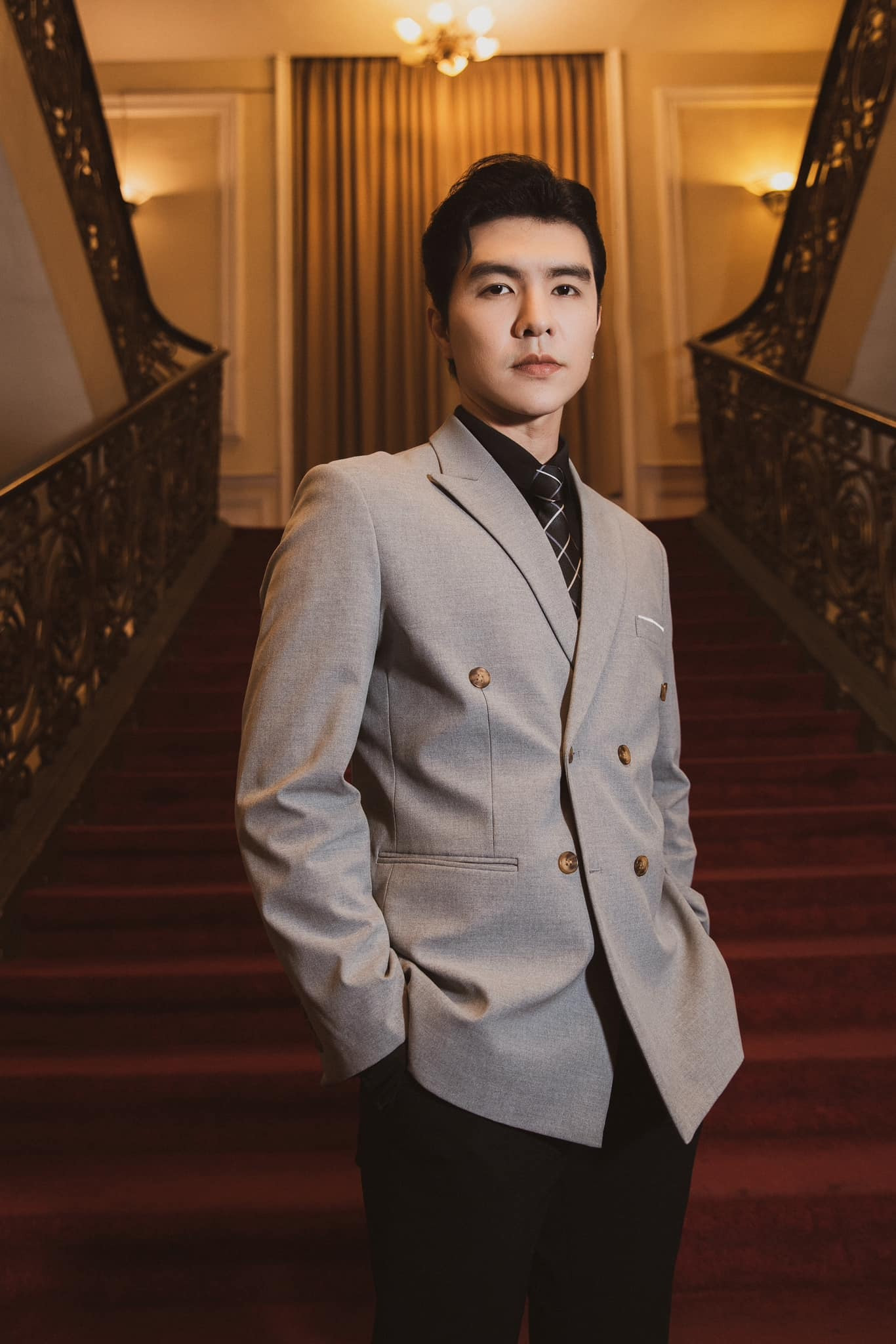 Nam phản diện của Mưa Đỏ Gương mặt điển trai body vạm vỡ