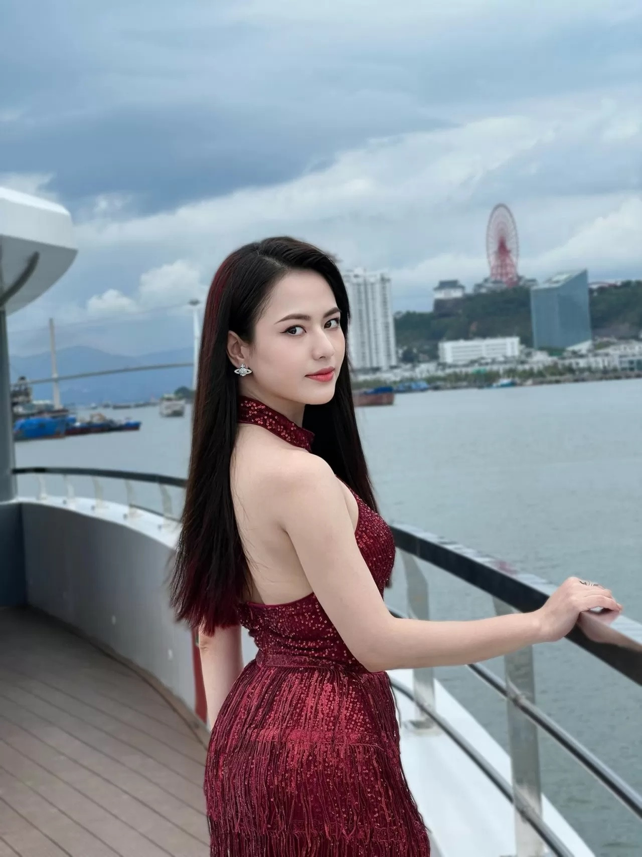 Nữ diễn viên 'gây thương nhớ' mỗi khi xuất hiện trong 'Gió ngang khoảng trời xanh' là ai?- Ảnh 6.