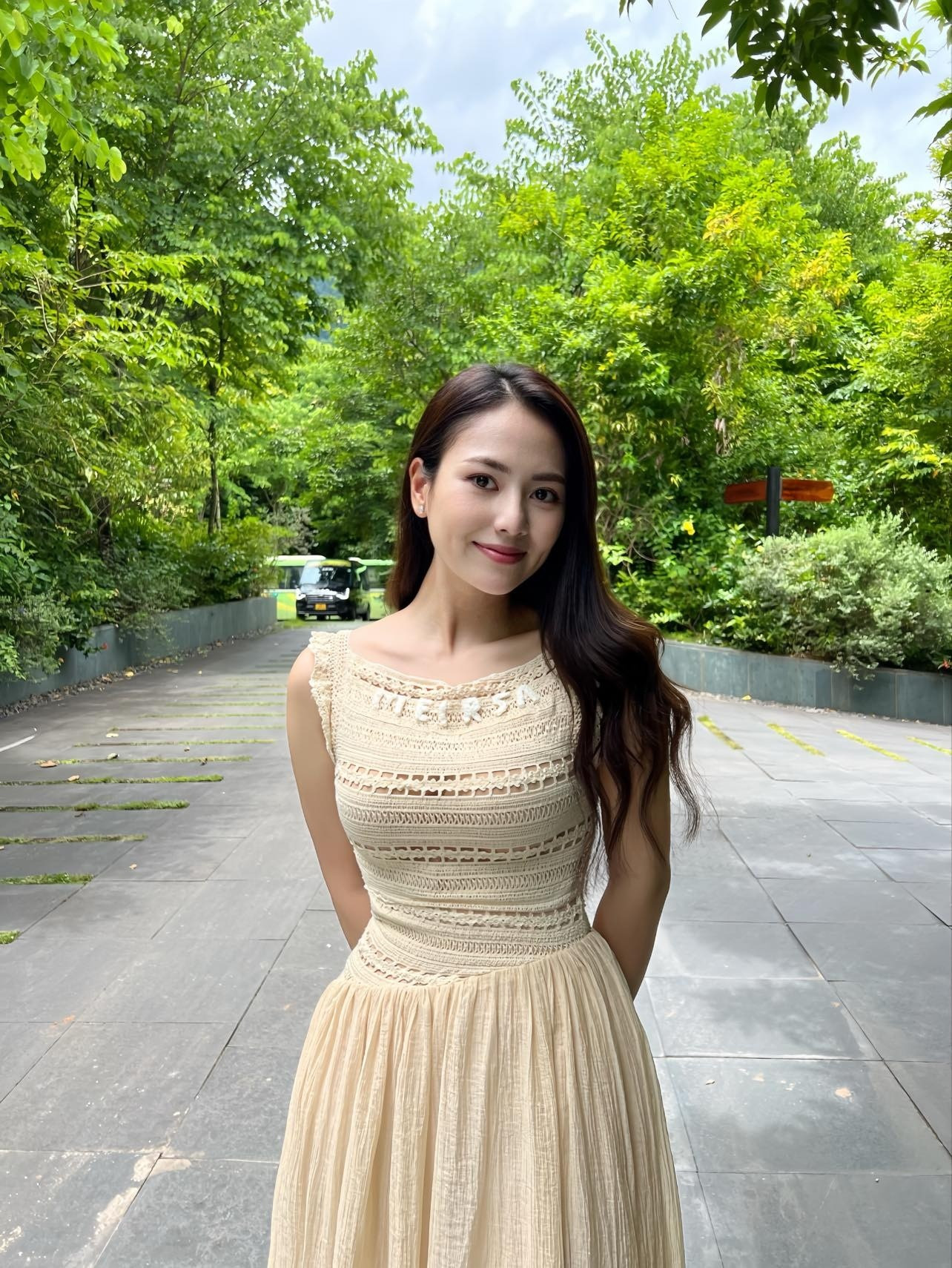 Nữ diễn viên 'gây thương nhớ' mỗi khi xuất hiện trong 'Gió ngang khoảng trời xanh' là ai?- Ảnh 4.