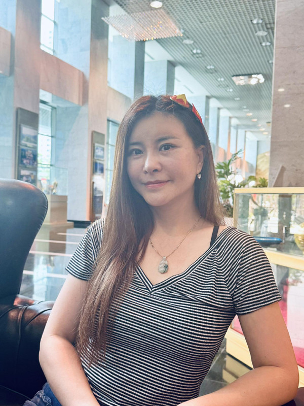 Nhan sắc NSƯT Kim Oanh trước khi sang Hàn 'dao kéo'- Ảnh 2.