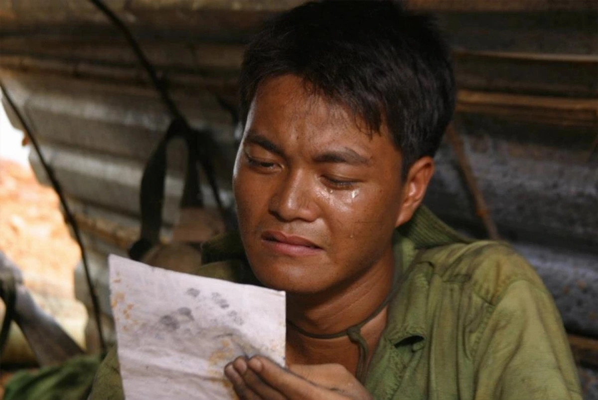 phim mui co chay ky uc bi thuong, khuc trang ca kieu hanh ve thanh co quang tri hinh anh 3