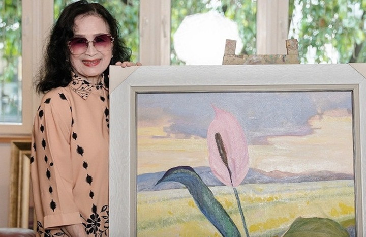 NSND Trà Giang tìm niềm vui bên hội họa ở tuổi xế chiều.