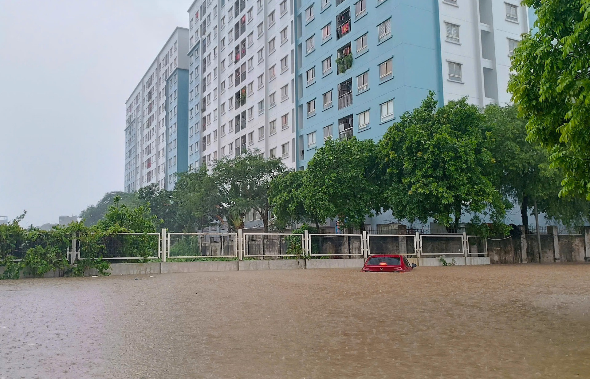 chung cu ngap nuoc vietnamnet 5.JPG