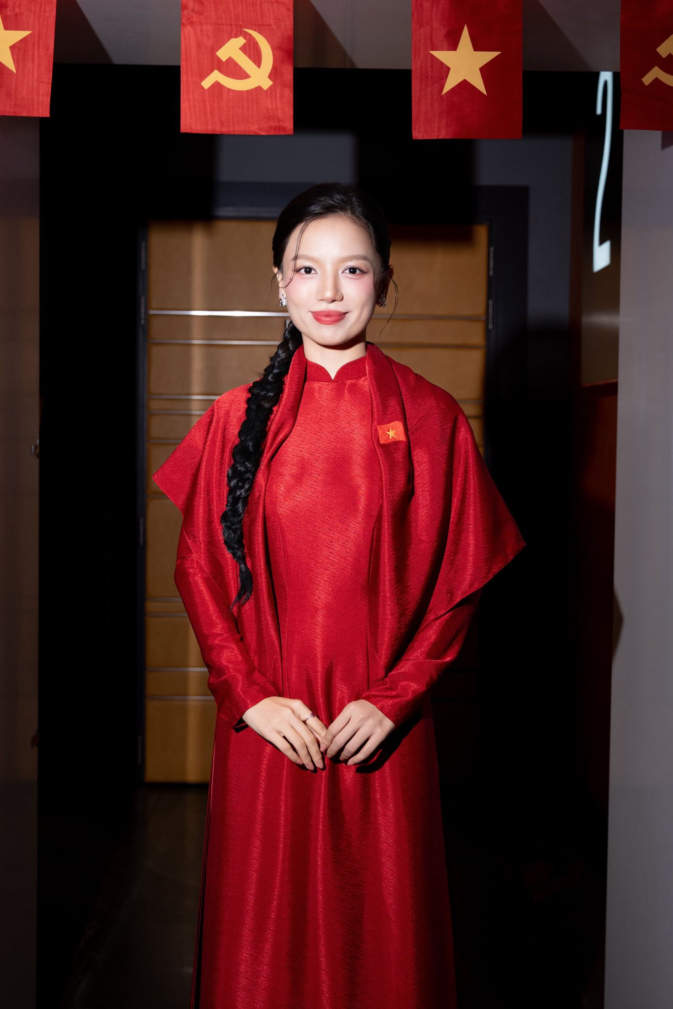 Lê Hạ Anh - cô Hồng lái đò phim 'Mưa đỏ': Tôi thấy hòa bình đẹp lắm- Ảnh 5.