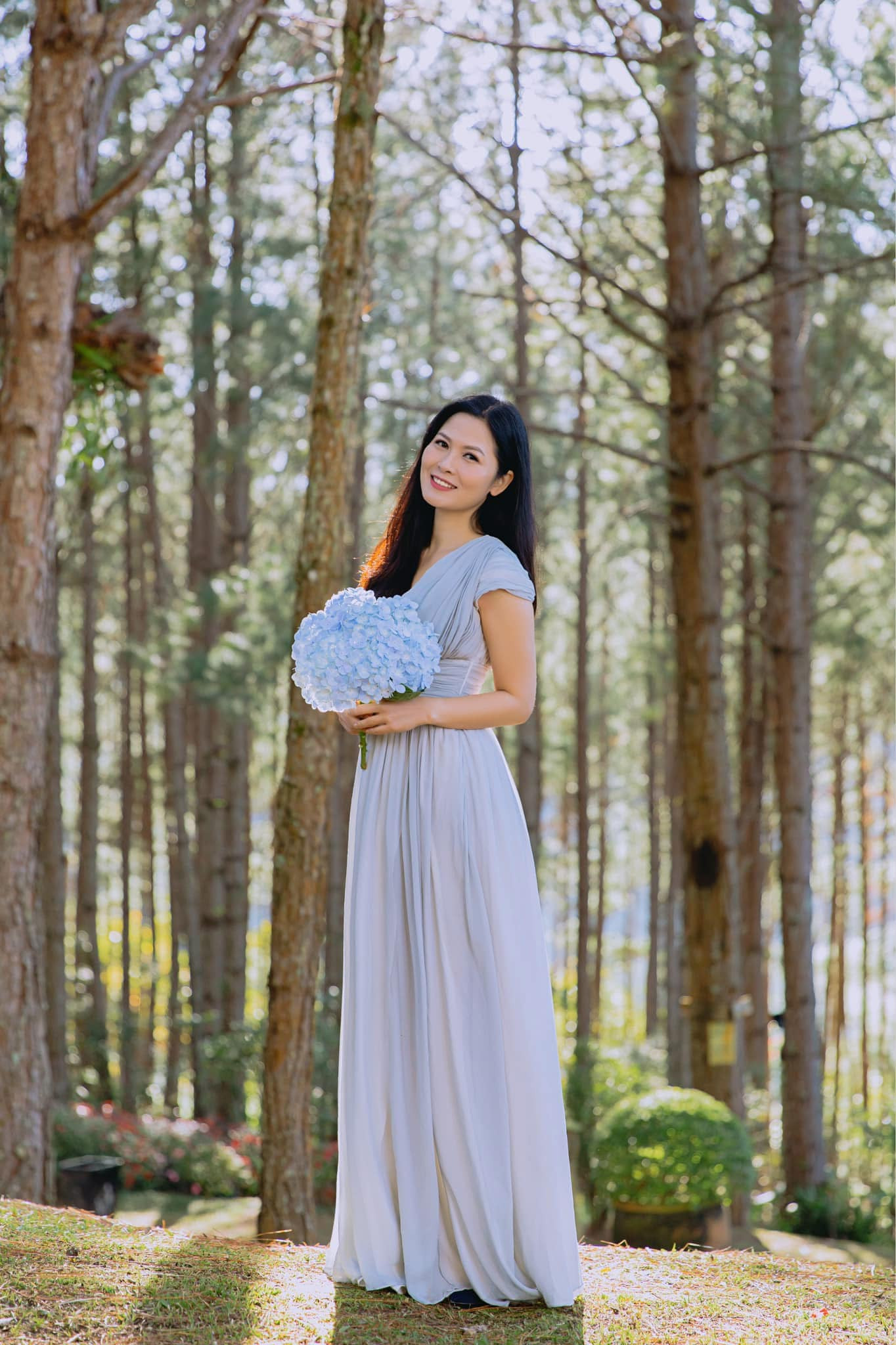 thu truong bo ngoai giao trong phim mua do chinh con la nguoi giup toi dung day sau khi hon nhan do 63n 1755683277 127 width1364height2048 1756199875116403310306.jpg