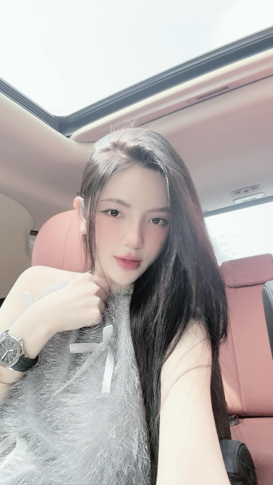 Vợ Quang Hải phát ngôn tranh cãi liên quan đến bão số 5 để câu tương tác