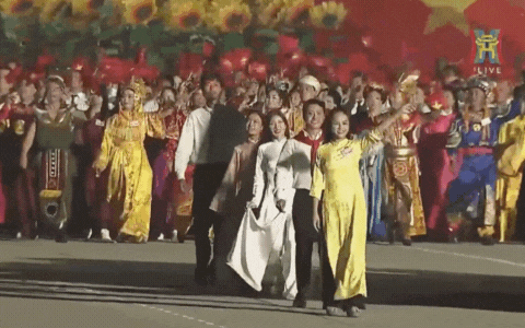 Bất ngờ video Hoàng Thùy Linh - Đen Vâu tại buổi sơ duyệt A80- Ảnh 4.
