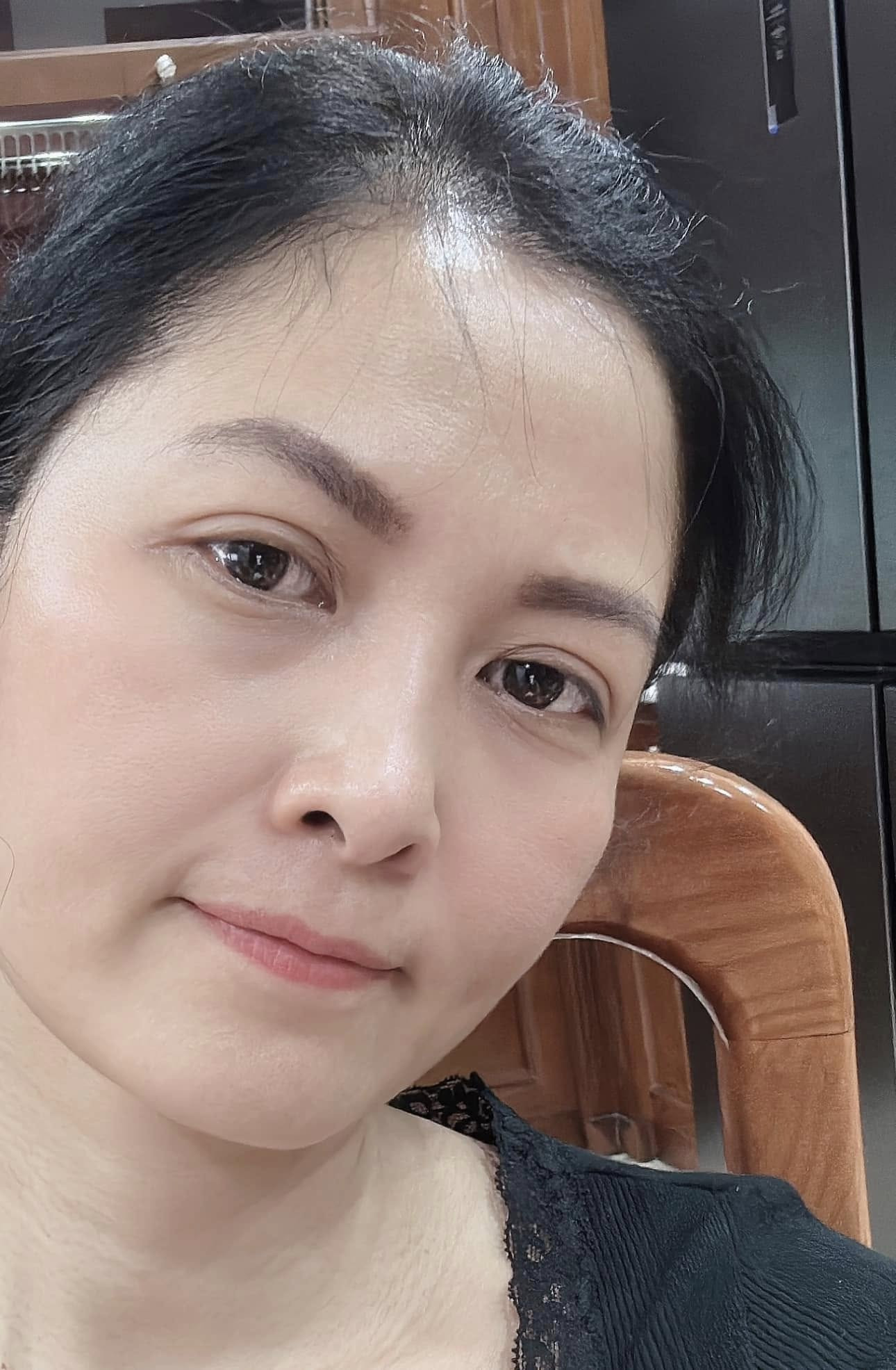 Đinh Thúy Hà - diễn viên phim 'Mưa đỏ': Đời thực tự tin khoe mặt mộc, nhan sắc 'hack tuổi'- Ảnh 8.