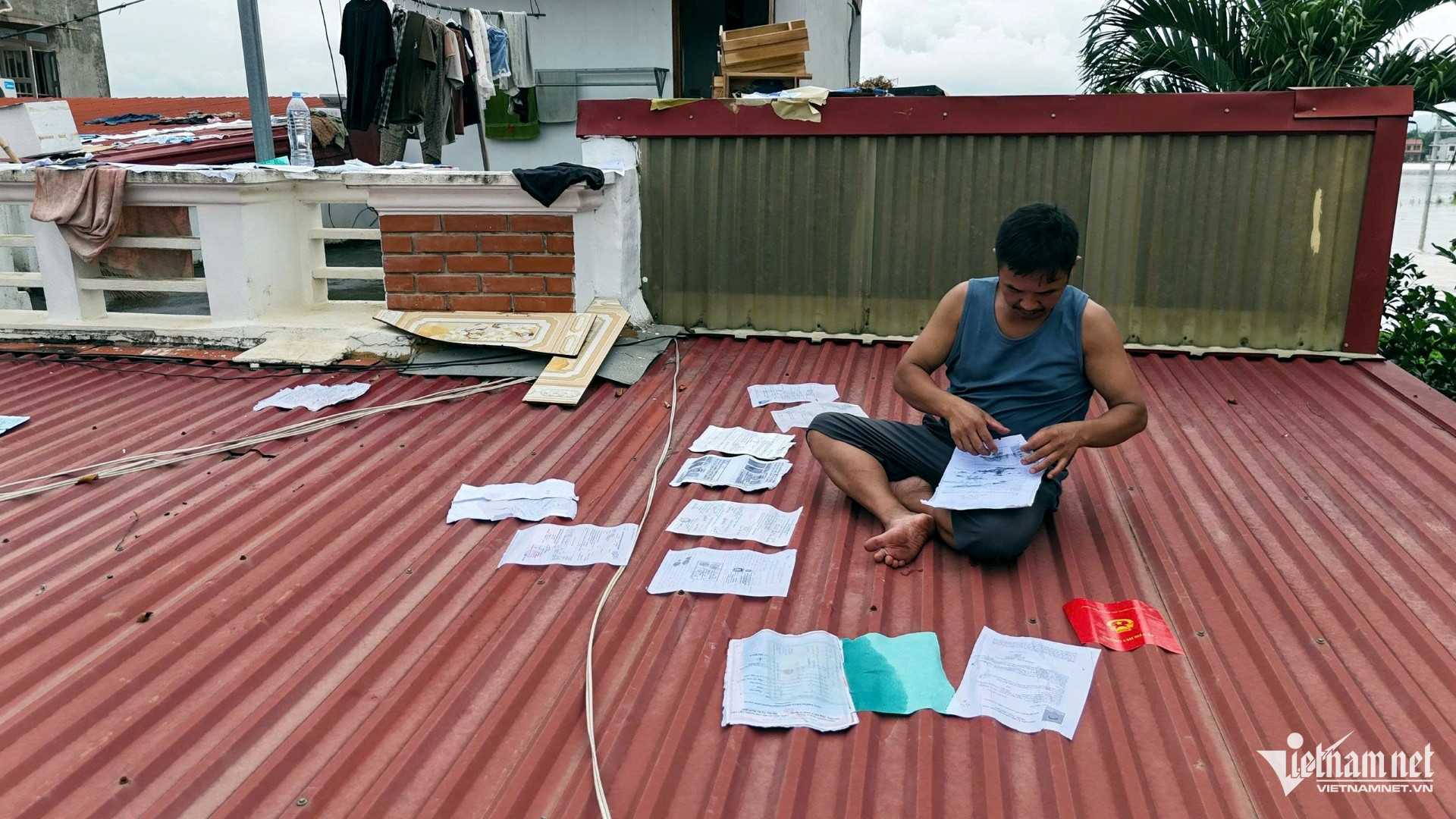 W-a6Người dân vùng rốn lũ Thanh Hóa.jpg