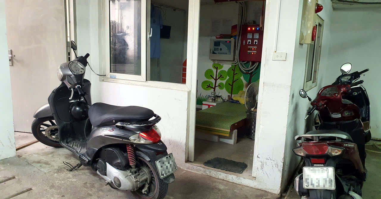 Bảo vệ kể lý do cô gái Hà Nội phản đòn, khống chế nam thanh niên xăm trổ