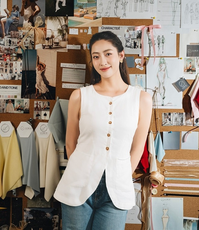 Mỹ nhân Vbiz thi nhau diện trang phục từ brand bị chê của Lương Thùy Linh
