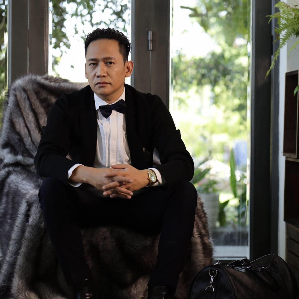 Nam ca sĩ Vbiz đi xem Mưa Đỏ 2 lần được toàn bộ dàn cast vào cảm ơn