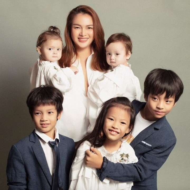 Diễm Châu quyết định làm mẹ đơn thân nuôi 5 con.