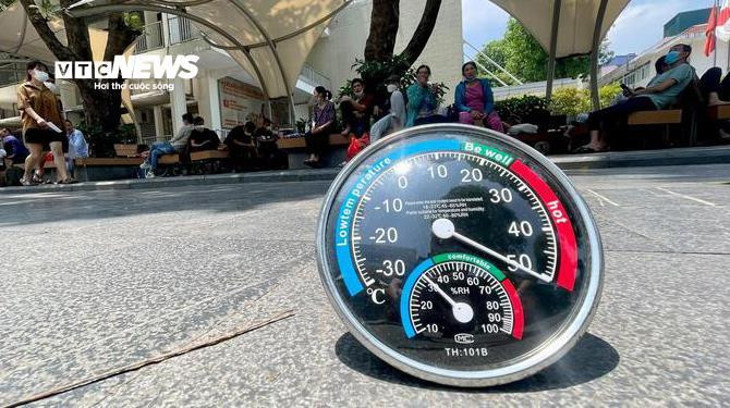Dự báo hôm nay Hà Nội nắng nóng gay gắt, nhiệt độ cao nhất 38°C. (Ảnh minh hoạ: Ngô Nhung)