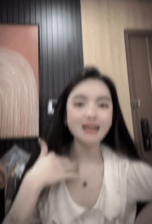 Chu Thanh Huyền bất ngờ bị một tài khoản phốt lấy Quang Hải vì tiền ké fame nổi tiếng