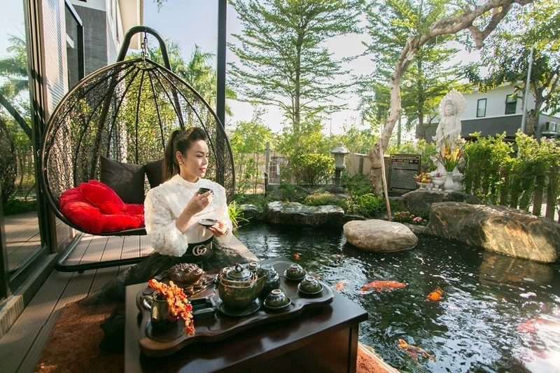 Mẹ đơn thân giàu có nhất nhì showbiz, bình yên viên mãn bên con gái nhỏ trong biệt thự bề thế- Ảnh 10.