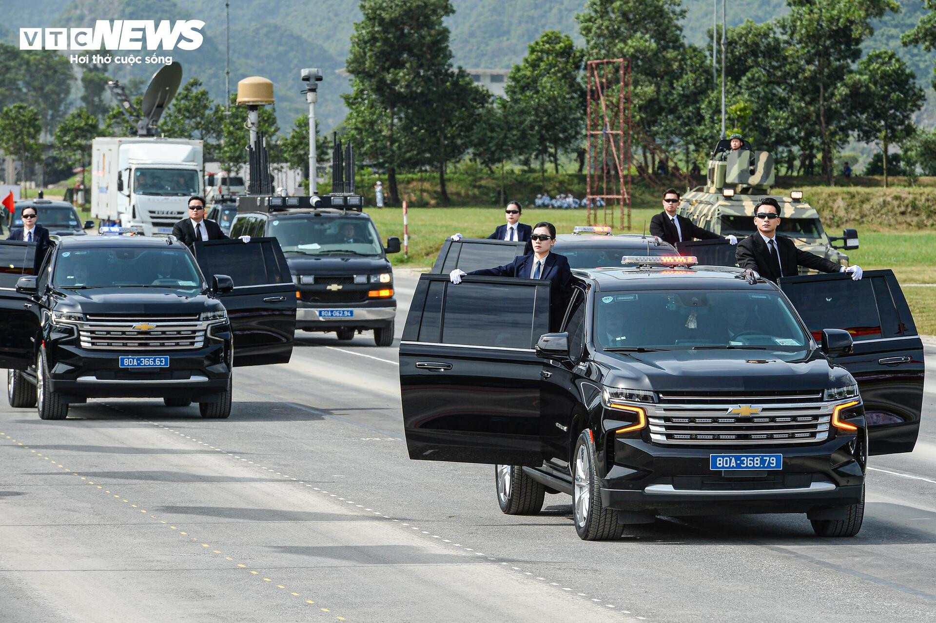 Tên lửa, xe chiến đấu 'Made in Vietnam' phô diễn sức mạnh tại buổi hợp luyện A80 - 22