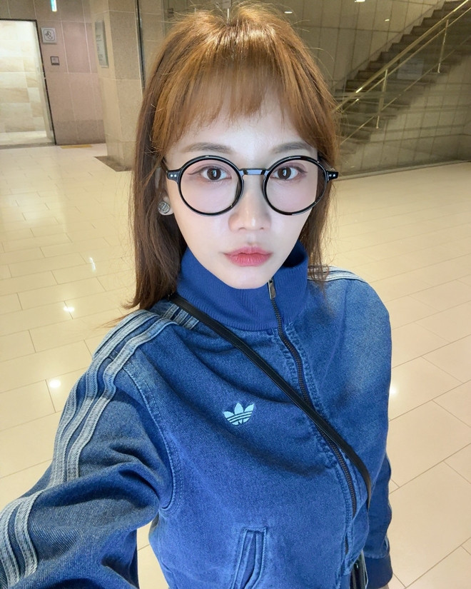 Hari Won lên đồ như teen girl ai tin nổi đã U40