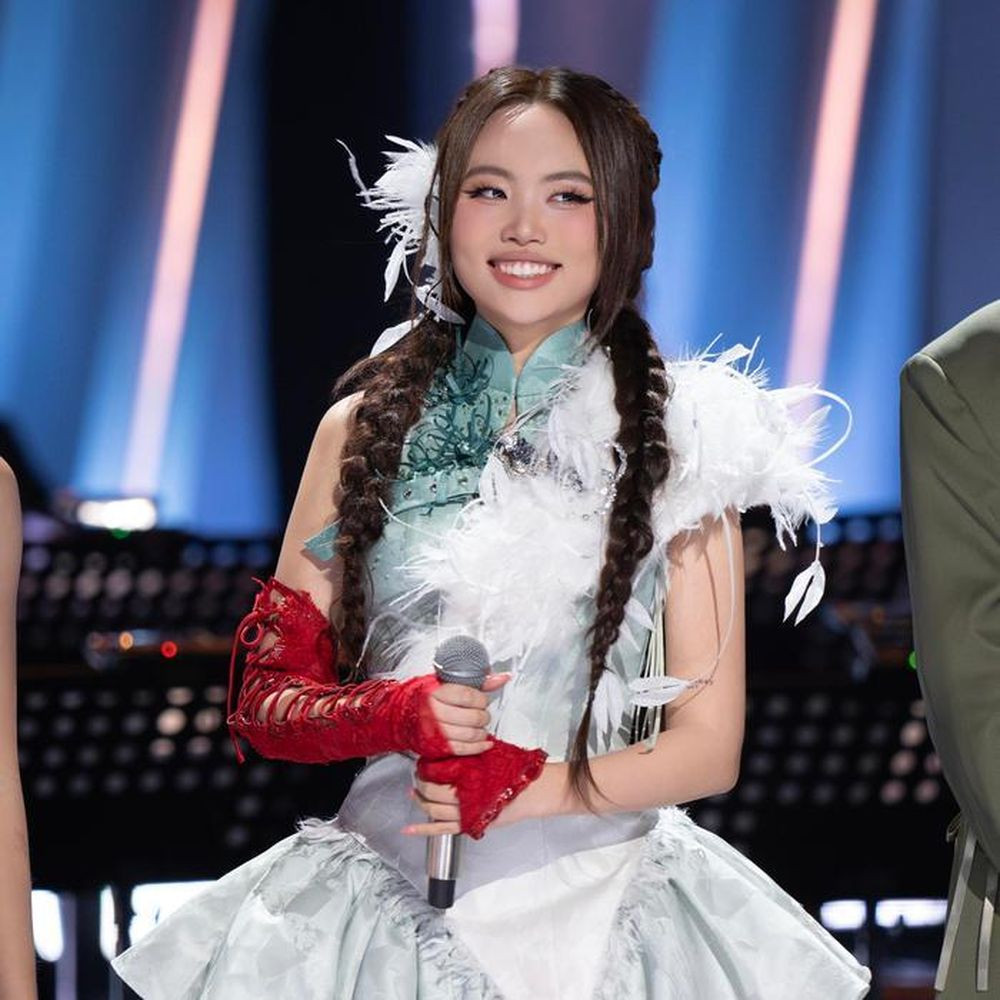 Phương Mỹ Chi kiếm hơn 11 tỉ trong 1 năm, chỉ tính riêng Youtube?

- Ảnh 1.