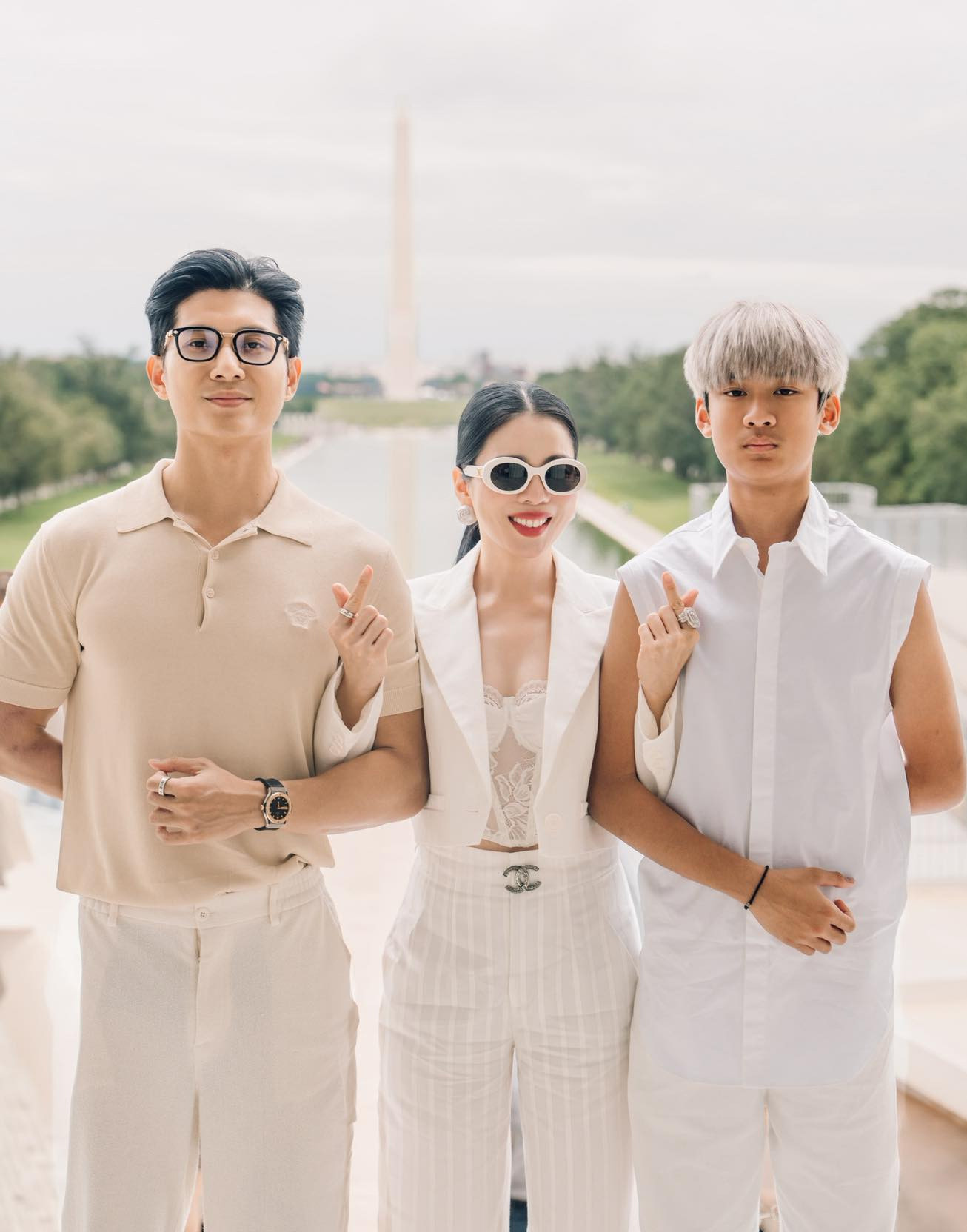 Diện mạo cao lớn nhận chẳng ra của con trai Lệ Quyên và chồng cũ đại gia