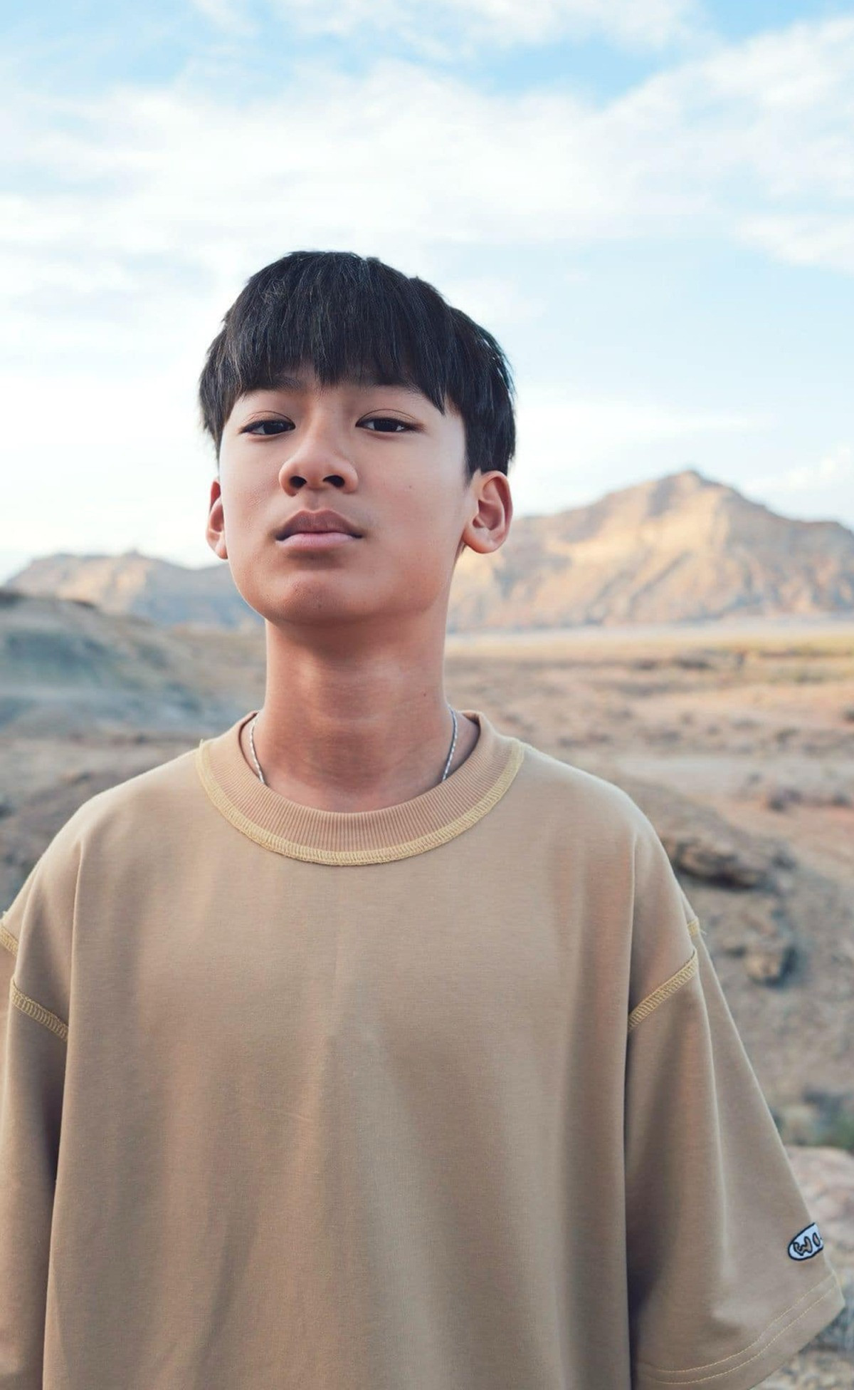 Diện mạo cao lớn nhận chẳng ra của con trai Lệ Quyên và chồng cũ đại gia