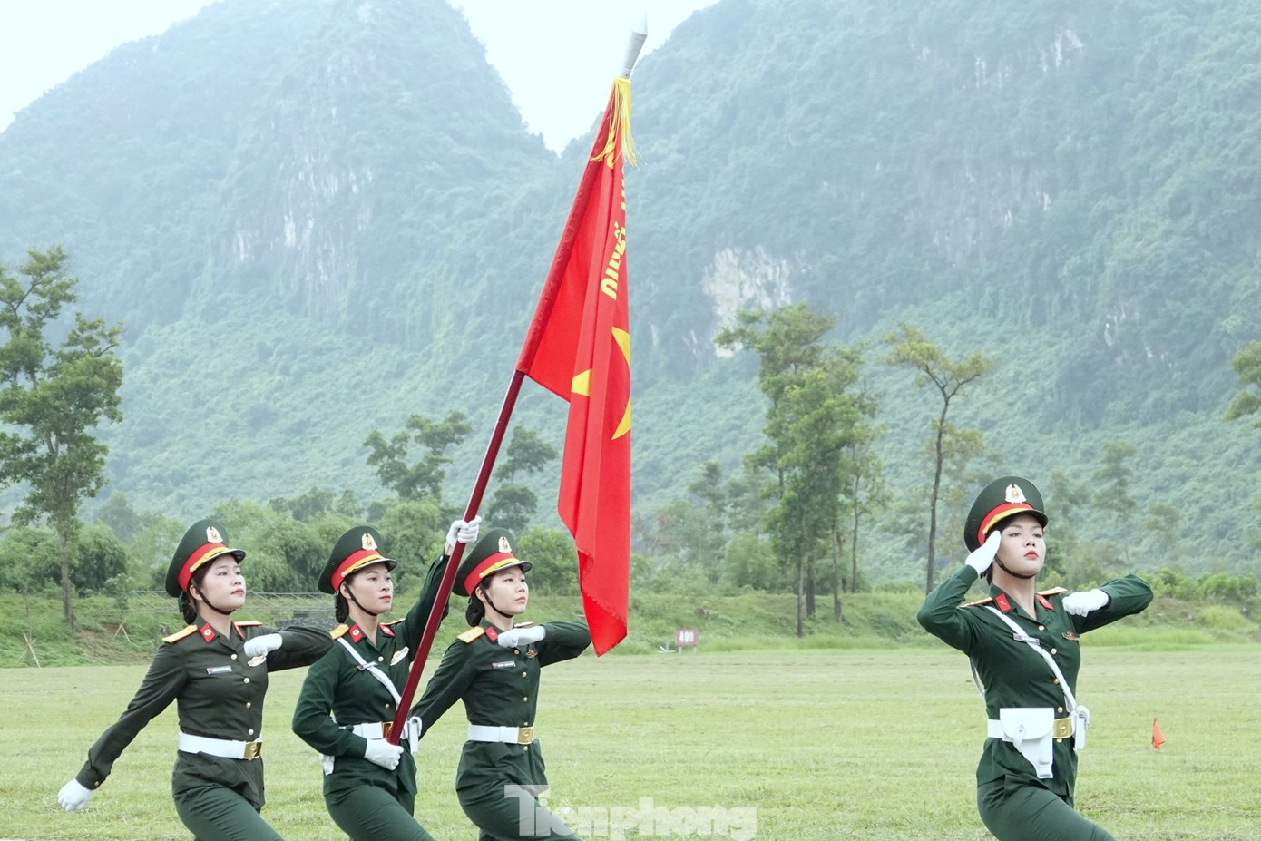 lam-phuong-quan-y.jpg