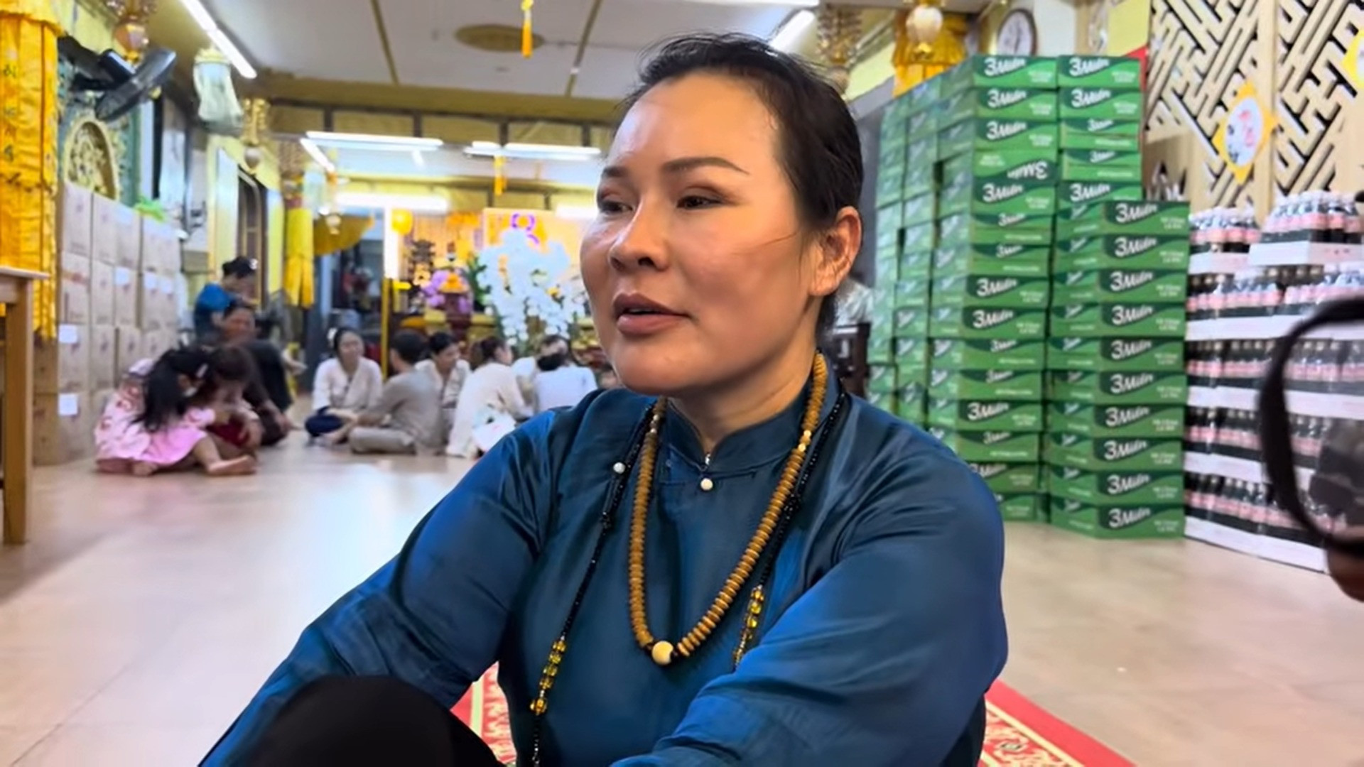 Vợ Quý Bình bật khóc quyết định khởi kiện khi bị tung tin đồn thất thiệt về đời tư