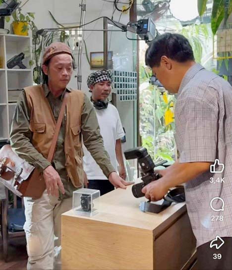 Nghệ sĩ Phước Sang xuất hiện trở lại phim trường sau đột quỵ lần 3 - Ảnh 2.