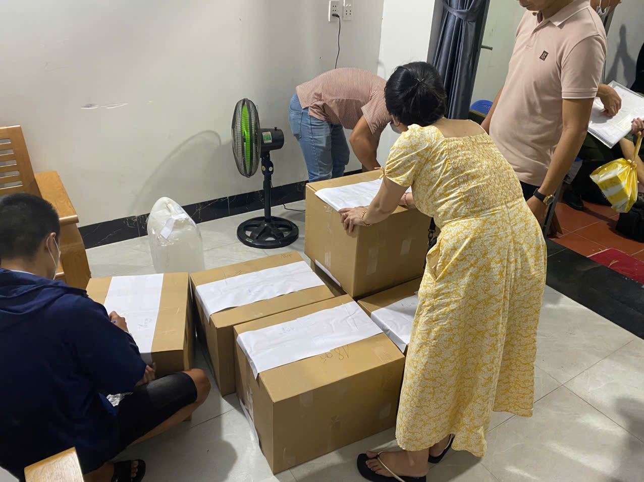 Tiết lộ bất ngờ về đường dây sản xuất