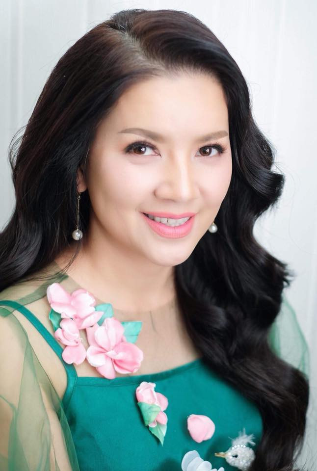 NSƯT Ngọc Trinh