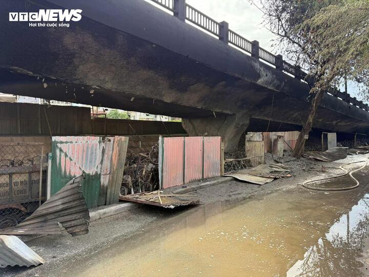 Hiện trường sau vụ cháy.