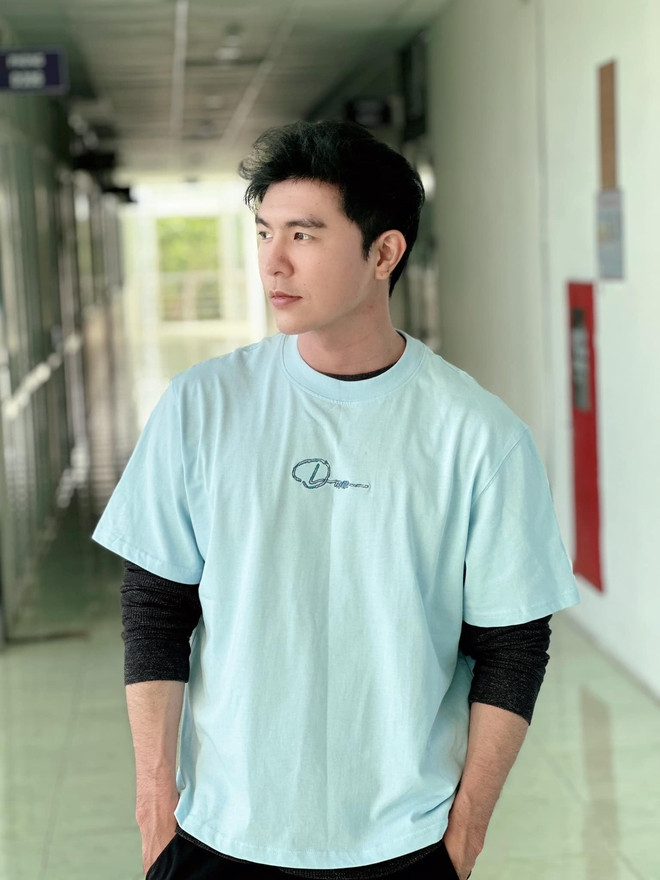 Gương mặt gây bất ngờ trong Mưa đỏ -