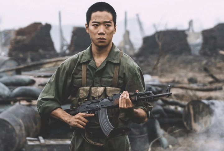 Trần Gia Huy đảm nhận vai chiến sĩ Tấn trong