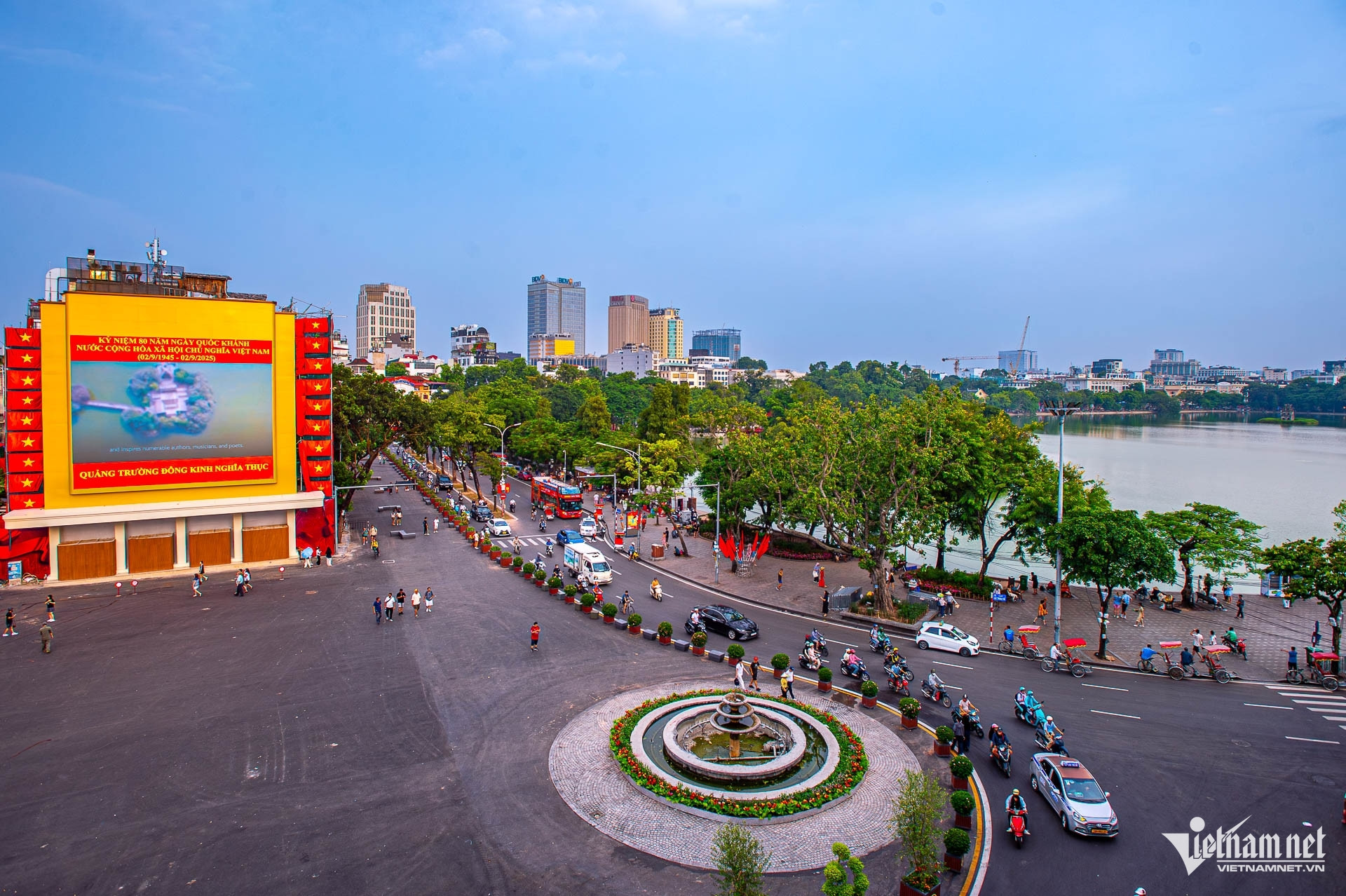 W-QuangTruong_dongkinhnghiathuc 3.jpg