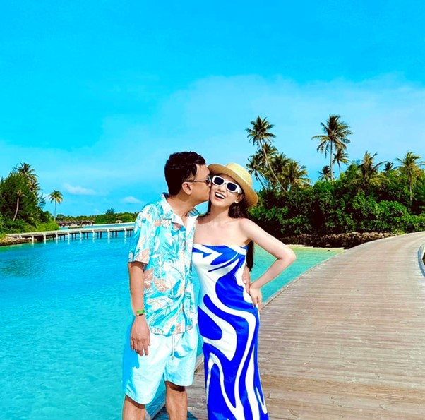 Nữ diễn viên xinh đẹp, giàu có nhất nhì show biz: Sở hữu biệt thự bề thế ở Hà Nội, tuổi 40 hạnh phúc bên chồng - Ảnh 10.