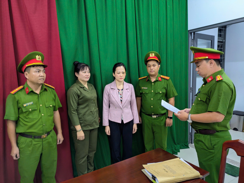 nha khoa tuyet chinh.png