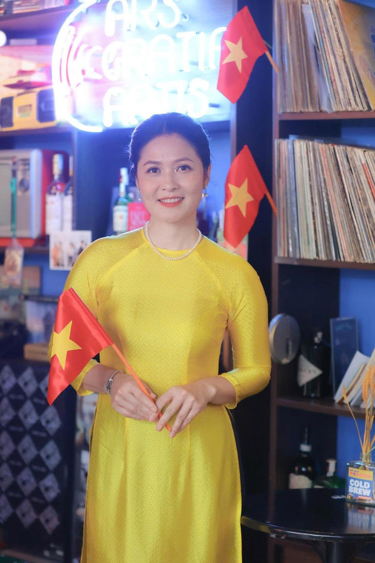 Nữ diễn viên Mưa Đỏ đáp trả bình luận xinh mà bị chồng bỏ thì có vấn đề