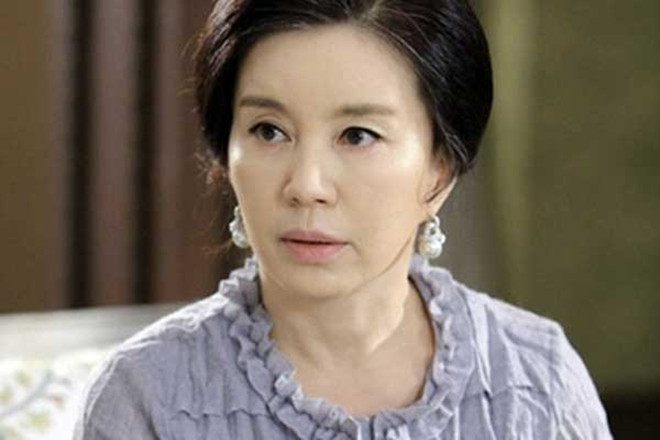 Con trai tôi có căn hộ ở trung tâm thành phố nhưng mẹ vợ tương lai lại bắt nó phải bỏ thêm 500 triệu để mua nhà mới