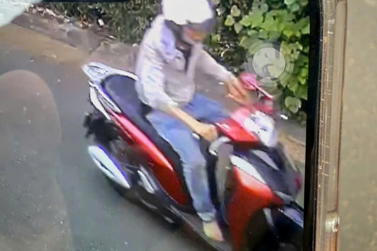 z7008648527695_e2dc342172e9d0a7e4f6cf0b3343c99c.jpg